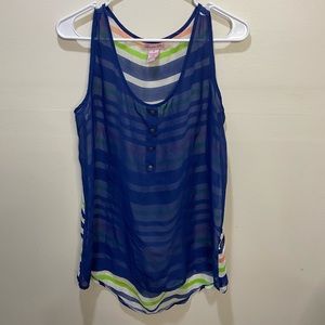 Size Medium Juniors Sleeveless Top